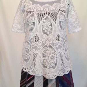 Valkoinen pitsitunika, koko XL